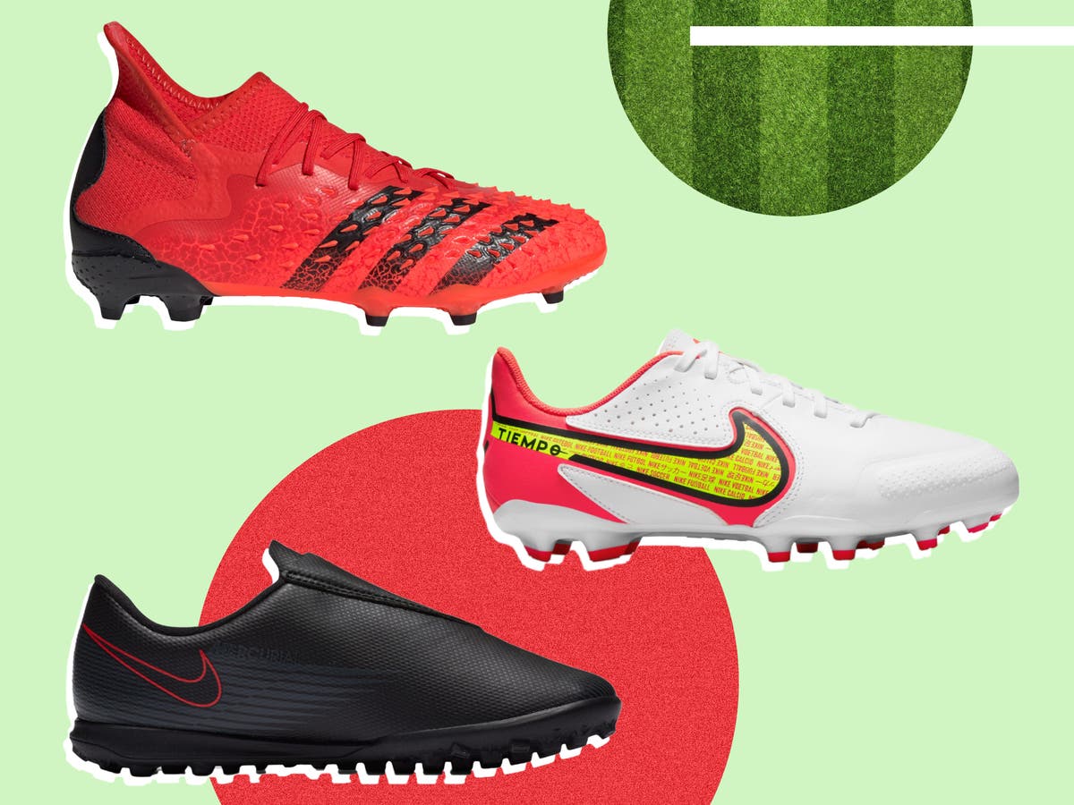 childrens football trainers